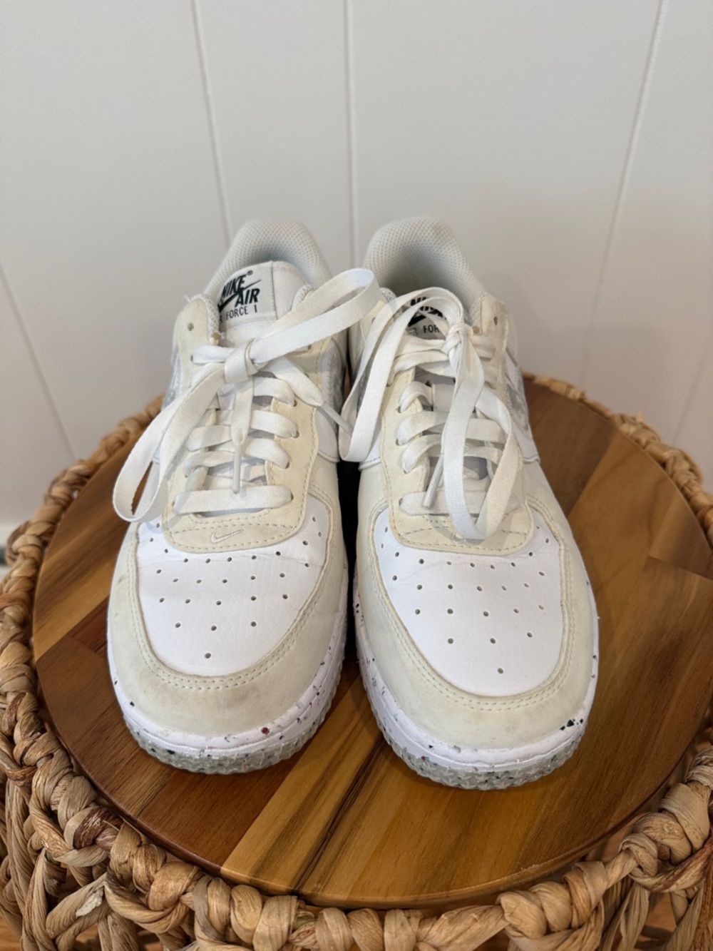 Nike White and Cream Low-Top Sneakers